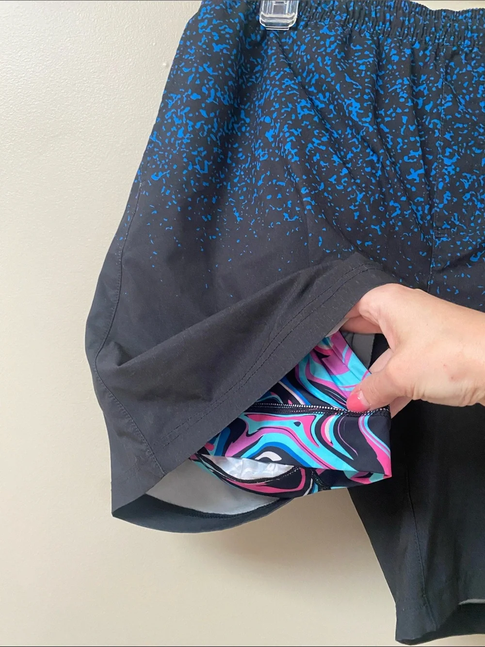 chubbies Black Swim Trunks with Blue Speckle 7” inseam 2XL